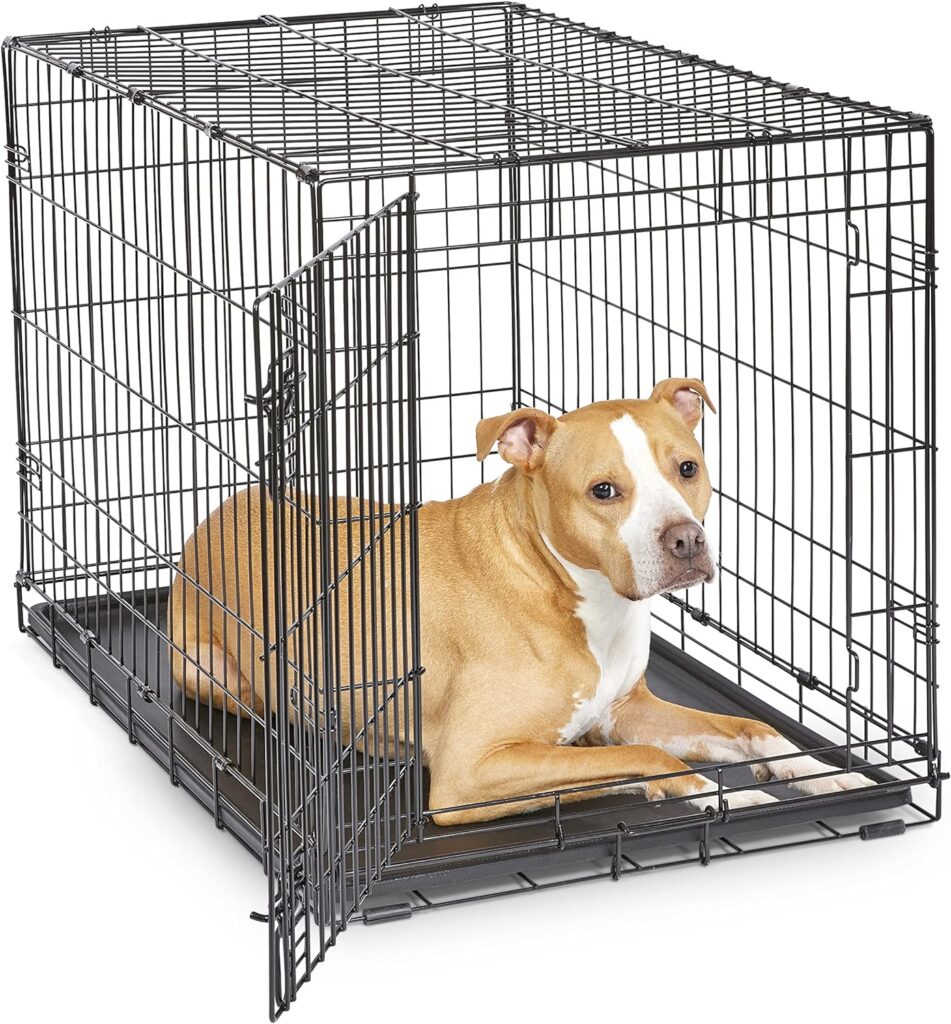 New World Newly Enhanced Single New World Dog Crate, Includes Leak-Proof Pan, Floor Protecting Feet,  New Patented Features, 36 Inch